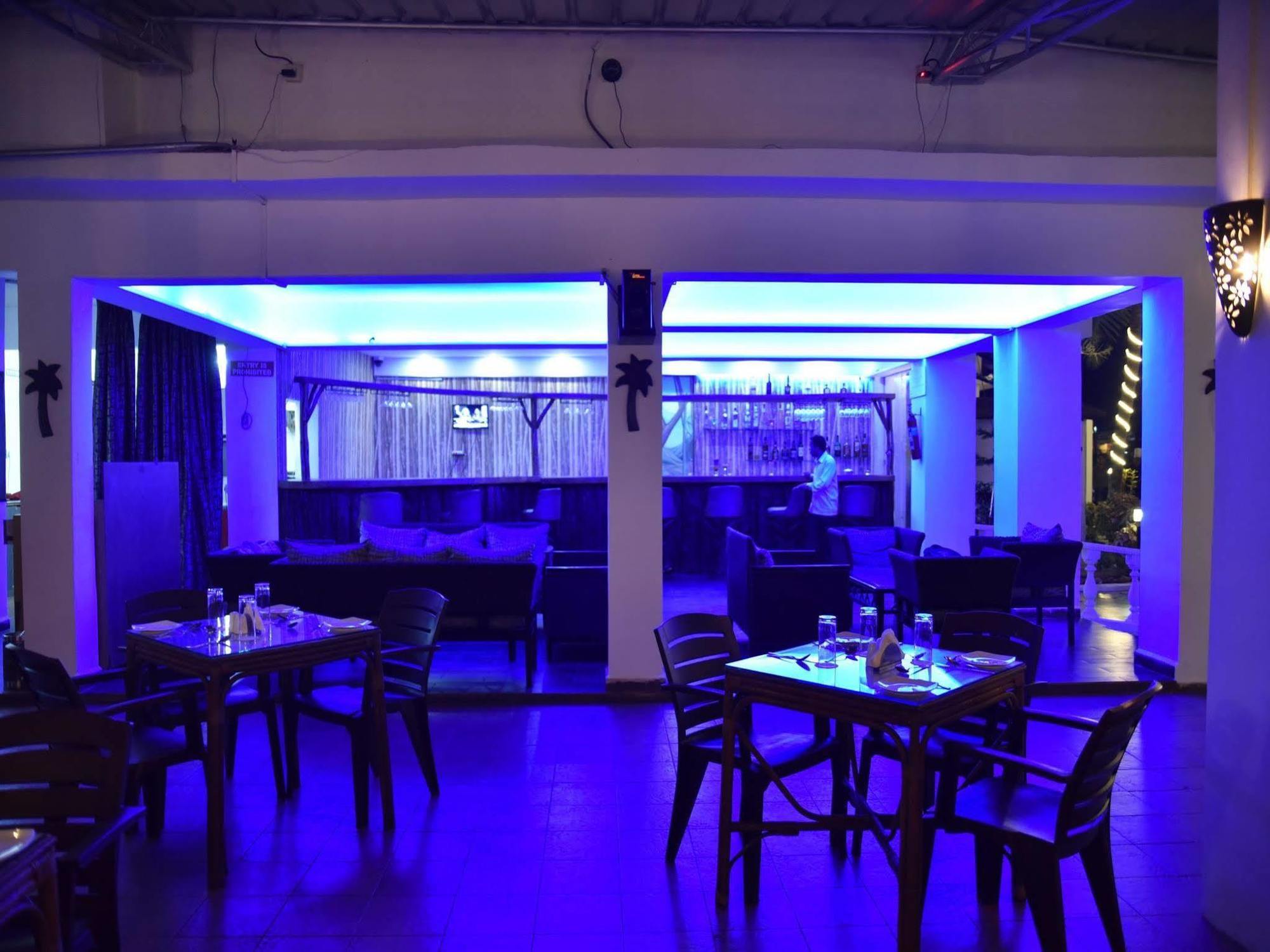 Hotel Lucky Star 콜바 외부 사진